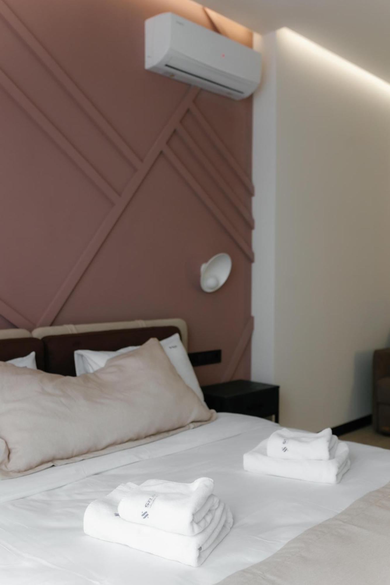 Select Hotel ลวีฟ ภายนอก รูปภาพ